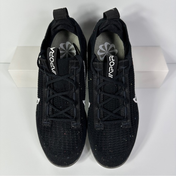 AIR VAPORMAX 2021 FLYKNIT BLACK METALLIC SILVER SPECKLED WOMENS SHOES SIZE 6.5 - Picture 2 of 10